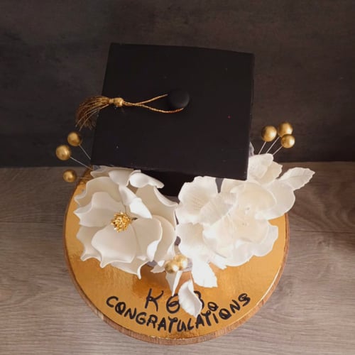 purple graduation cake