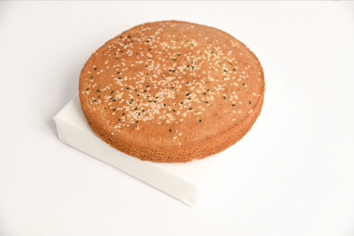 كيك الدخن بإضافات متعددة