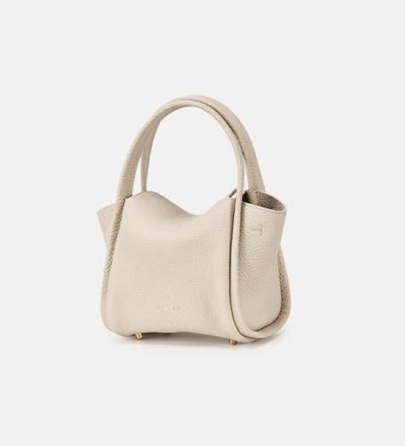 حقيبة جلدية