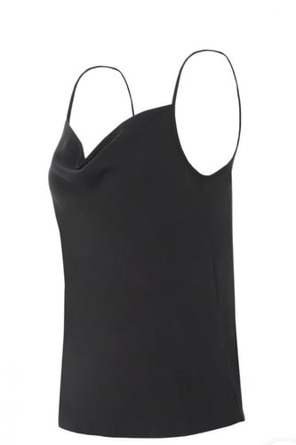 بلوزة سوداء سادة مع الأشرطة مفتوحة من الجوانب