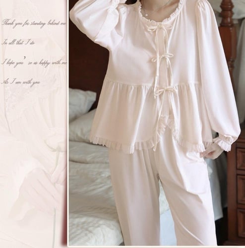 بيجاما بأسلوب القصر