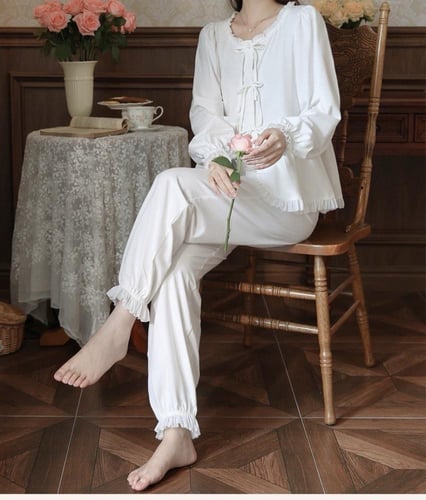 بيجاما بأسلوب القصر