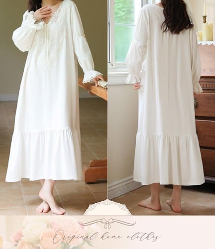 ثوب نوم على طراز القصر