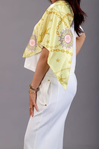 GIZIA ORIGINAL بنطلون أبيض سادة ساق واسعة وبلوزة ط...