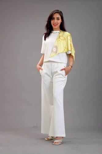 GIZIA ORIGINAL بنطلون أبيض سادة ساق واسعة وبلوزة ط...