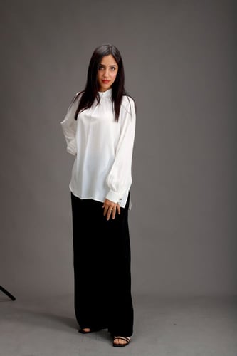 بنطال أسود من فيسكوز حريري