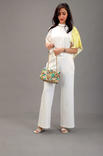 GIZIA ORIGINAL بنطلون أبيض سادة ساق واسعة وبلوزة ط...