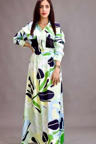 فستان مشجر طويل بحزام بسيط وجيب قلاب باكمام