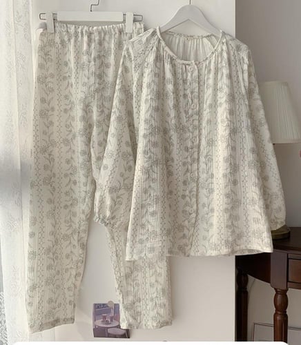 بيجامة قطنية مثالية للنساء الحوامل والمزيد