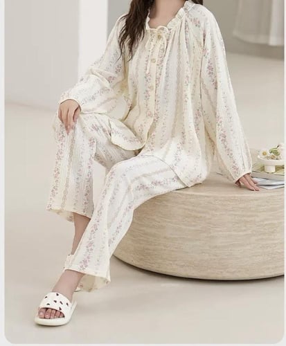 بيجامة قطنية مثالية للنساء الحوامل والمزيد