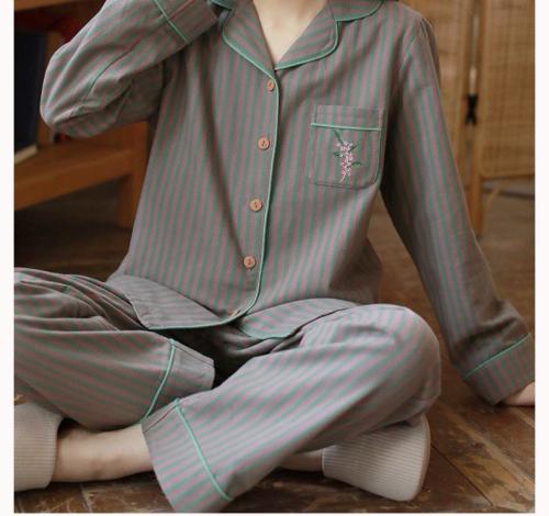 بيجامة قطنية للمواسم الباردة