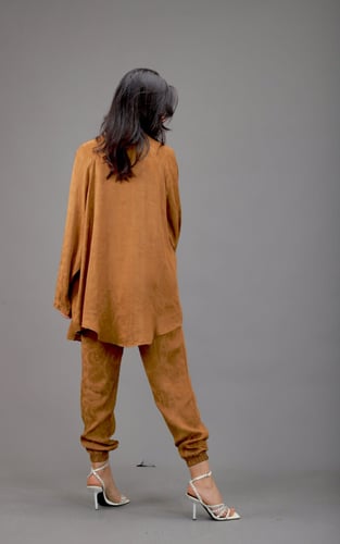 سترة جاكار بليزر جاكيت طويلة وبنطلون