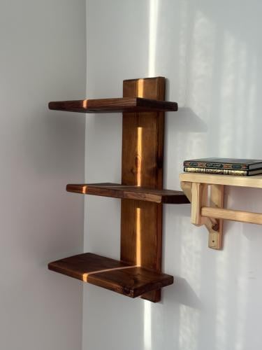 ثلاثة رفوف برف واحد #30