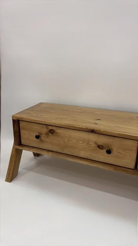 طاولة تلفزيون بدرجين #24