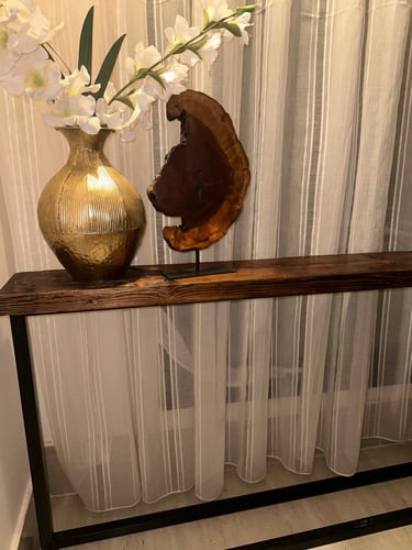 طاولة خشبية معتقة وجميلة #43