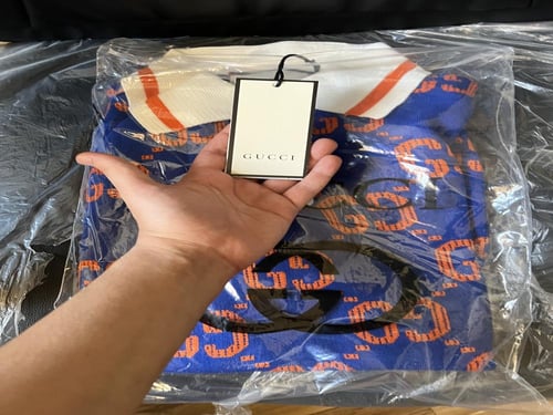 تيشرت بولو قوتشي