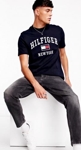 تيشرت تومي لون اسود