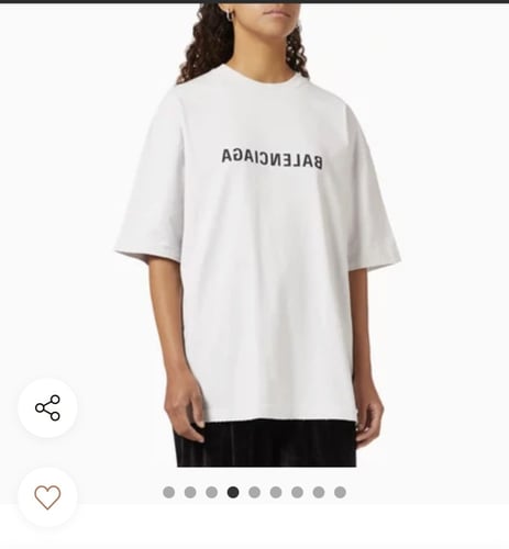 تيشرت بلنسياقا اوفر سايز