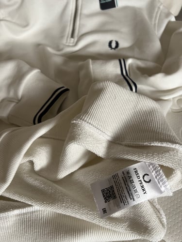 بلوفر فريد بيري