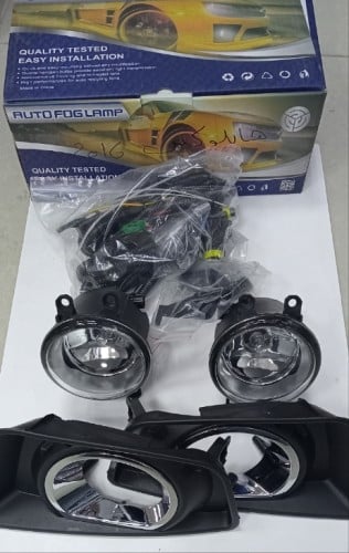 طقم كشافات ضباب هايلوكس موديل 2016