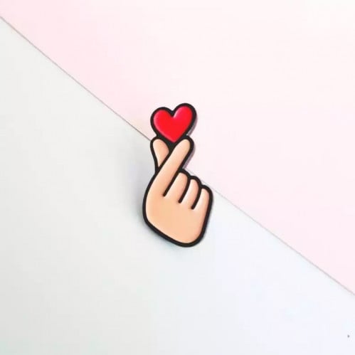 بروش قلب FingerHeart Brooch