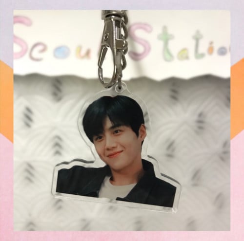 ميدالية الممثل كيم سونهو Kim Sunho Keychain