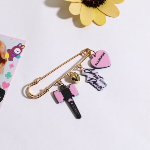 مشبك بلاكبينك BlackPink Brooch