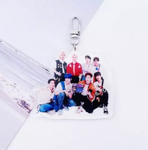 ميدالية ستراي كيدز Stray Kids Keychain