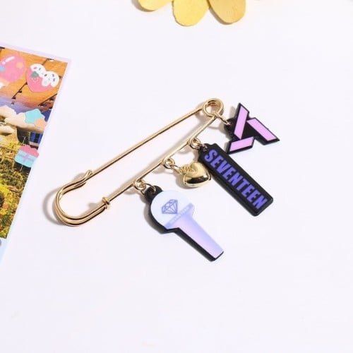 مشبك سفنتين SEVENTEEN Brooch