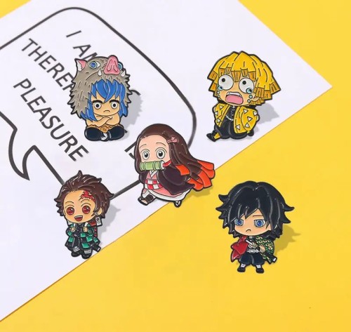 بروشات قاتل الشياطين Demon Slayer Brooches
