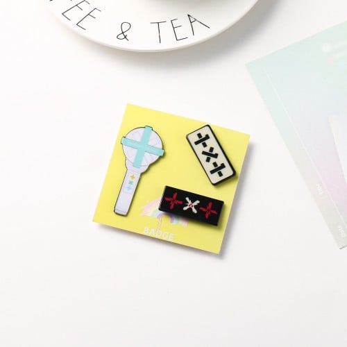بروشات تمورو باي توقيذر TXT Brooch