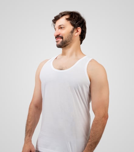 فنيلة داخلية رجالية قطن علاقي ( من شادن )