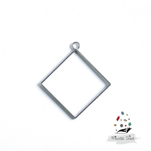 156 - تعليقة شكل معين كبير لون فضي