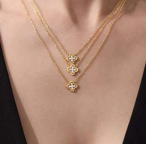 طقم سوليا-ذهبي