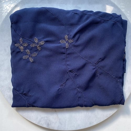 طرحة ماريا ليزر لون كحلي