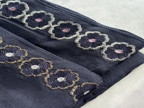 طرحة نجود لينن لون كحلي