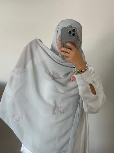 طرحة اريام ليزر لون رمادي فاتح