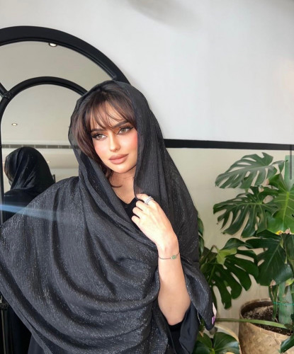 طرحة بلمعة- عدة الوان