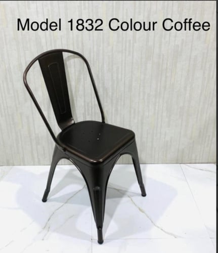 طقم 4 كراسي معدن عدة ألوان