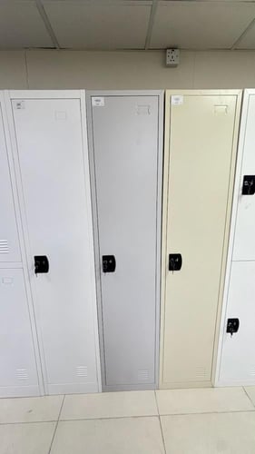 لوكر عدة ألوان ومقاسات