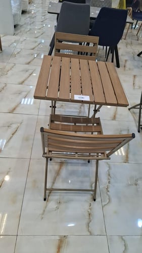 طقم طاولة وكرسيين خارجي عدة الوان