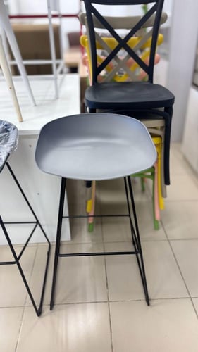 كرسي بار عدة الوان