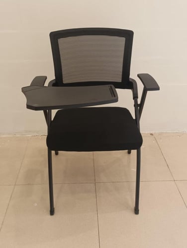 كرسي دراسة لون أسود