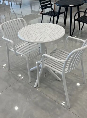 طقم 4 كراسي فايبر عدة ألوان