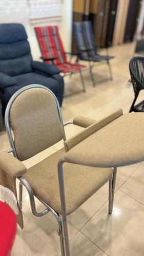 كرسي صلاة لون بني