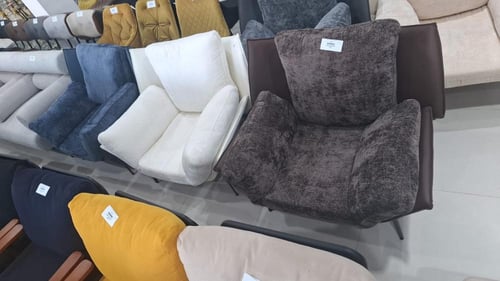 كرسي جلد وقماش عدة ألوان