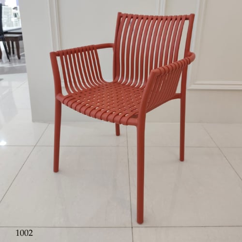 كرسي فايبر مودرن عدة الوان