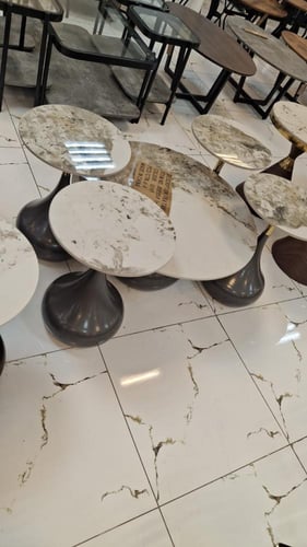 طقم طاولات بورسلان عدة ألوان