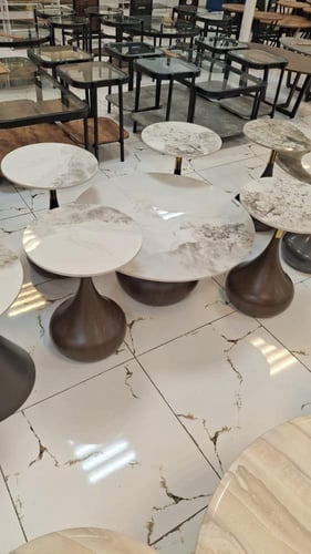 طقم طاولات بورسلان عدة ألوان