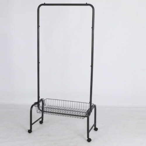 علاقة ملابس وعبايات كلاسيكية لون أسود مقاس 67 سم